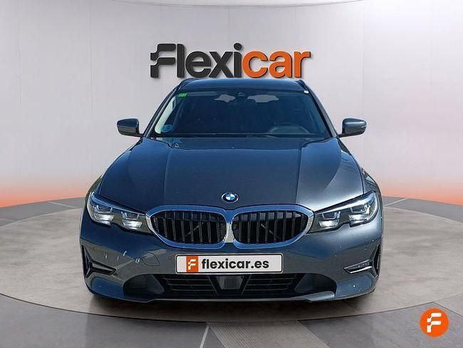 Usado BMW 320e 190 CV (139 kW) 2021 Gris Familiar