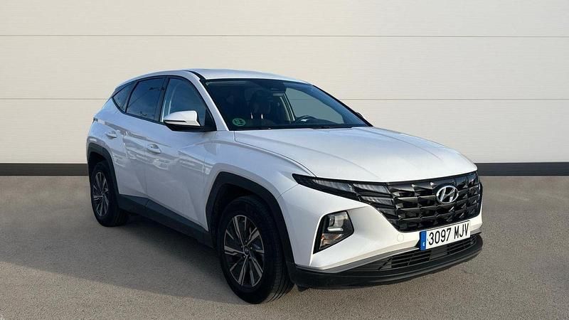 Blanco Usado 2023 Hyundai Tucson SUV | 23.500 € (Precio justo) - Imagen 1/4