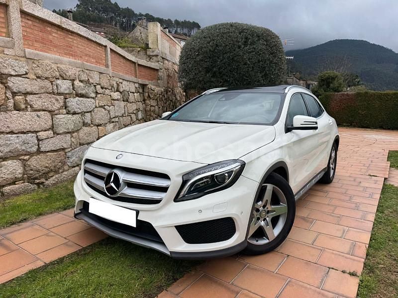 Usado Mercedes GLA220 AMG line 177 CV (130 kW) 2015 Blanco SUV