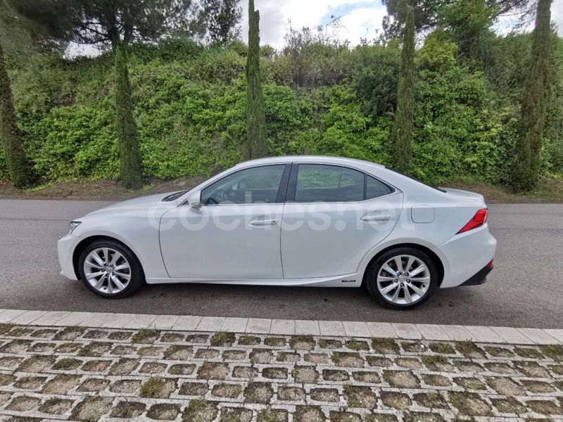 Usado Lexus IS300h 223 CV (164 kW) 2013 Blanco Berlina