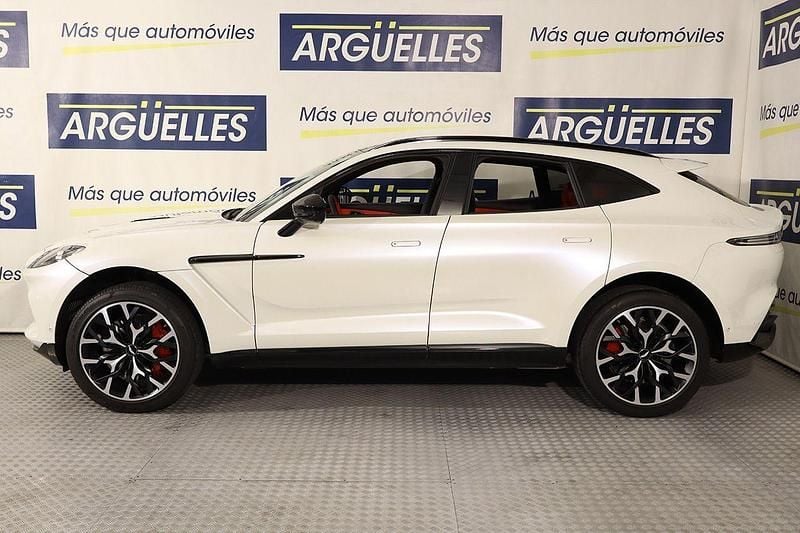Usado Aston Martin DBX 551 CV (405 kW) 2021 Blanco SUV