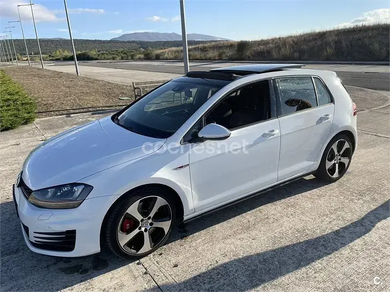 Usado VW Golf VII GTI 230 CV (169 kW) 2013 Blanco Berlina