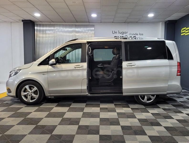 Usado Mercedes V250 Avantgarde 190 CV (139 kW) 2016 Gris / plata Monovolumen