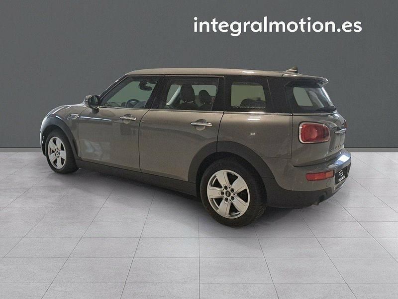 Usado Mini One D Clubman 116 CV (85 kW) 2021 Marrón Familiar