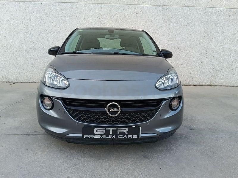 Usado Opel Adam Glam 100 CV (73 kW) 2018 Gris / plata Utilitario