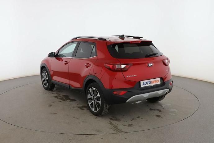 Usado Kia Stonic 102 CV (75 kW) 2020 Rojo SUV