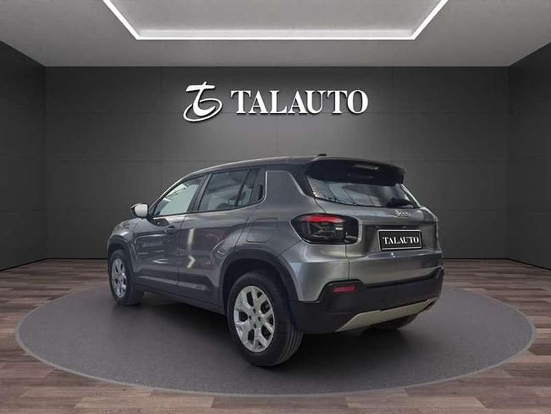 Usado Jeep Avenger Altitude 101 CV (74 kW) 2024 Gris SUV