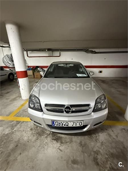 Usado Opel Vectra Design Edition 120 CV (88 kW) 2005 Gris / plata Berlina