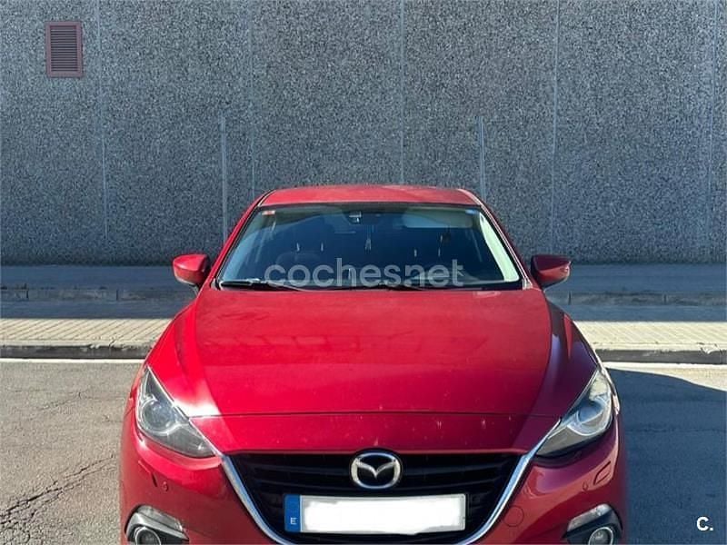 Usado Mazda 3 Luxury 150 CV (110 kW) 2016 Rojo Berlina