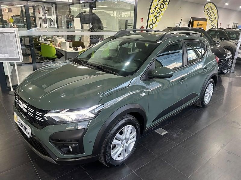 Usado Dacia Sandero Expression 91 CV (66 kW) 2024 Verde Berlina
