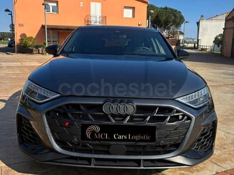 Käytetty Audi A3 Performance 333 HP (244 kW) 2024 Musta Sedan