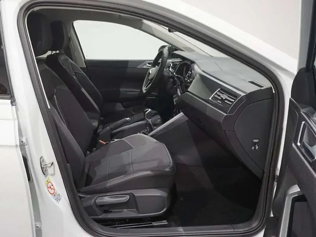 Usado VW Taigo Style 116 CV (85 kW) 2025 Blanco SUV