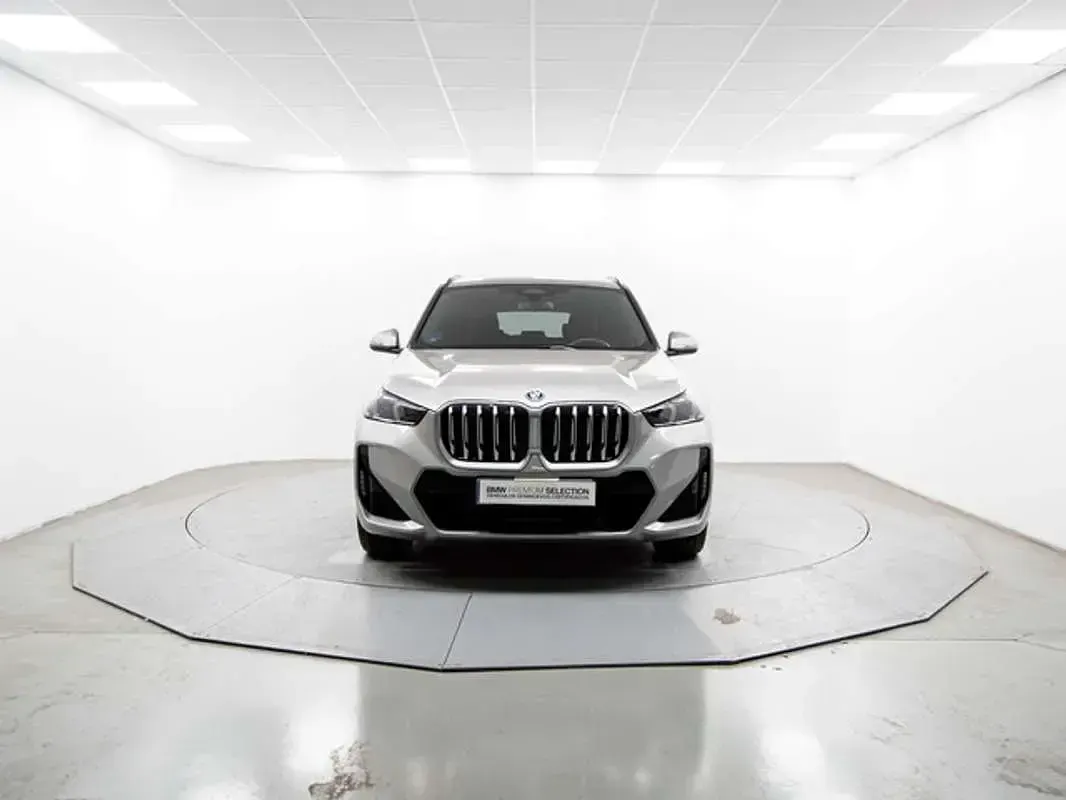 Usado BMW X1 245 CV (180 kW) 2025 Plateado SUV
