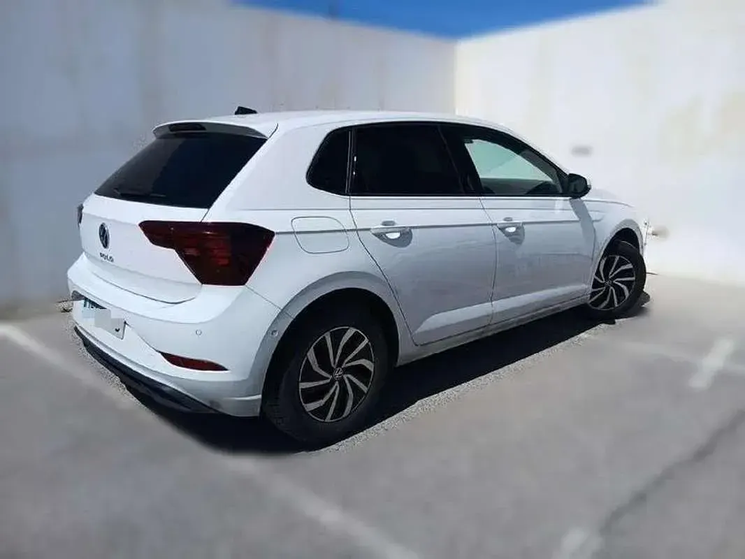 Usado VW Polo Life 95 CV (69 kW) 2023 Blanco Utilitario