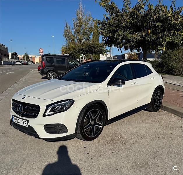 Blanco Usado 2017 Mercedes GLA200 SUV | 17.900 € (Precio justo) - Imagen 1/4