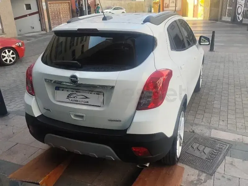 Usado Opel Mokka Excellence 140 CV (102 kW) 2016 Blanco SUV