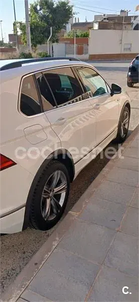Usado VW Tiguan R-line 150 CV (110 kW) 2020 Blanco SUV