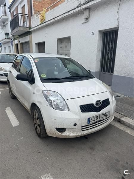 Blanco Usado 2008 Toyota Yaris Berlina | 1500 € (Super precio) - Imagen 1/4