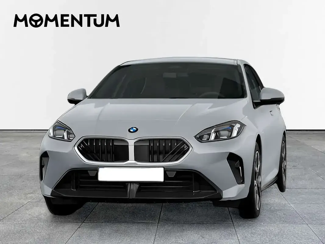 Usado BMW 116 163 CV (119 kW) 2025 Gris Utilitario