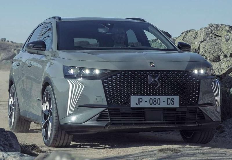 Usado DS Automobiles DS7 Crossback Rivoli 129 CV (94 kW) 2024 Gris SUV