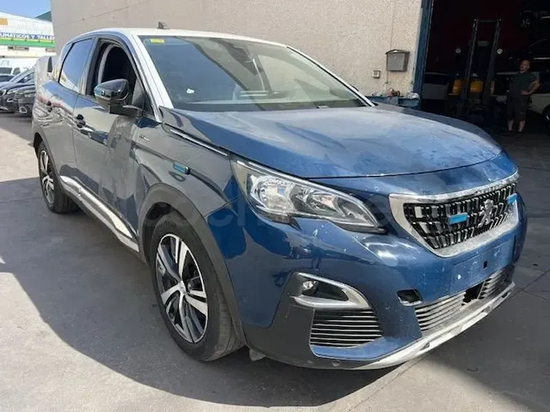 Usado Peugeot 3008 GT-line 300 CV (220 kW) 2020 Azul SUV