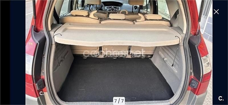Rojo Usado 2004 Renault Scénic II Dynamique Monovolumen | 2900 € (Precio justo) - Imagen 1/4