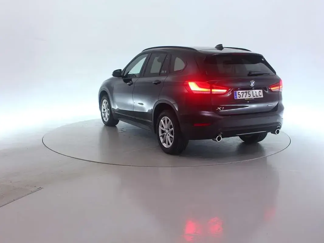 Usado BMW X1 Comfort Edition 150 CV (110 kW) 2020 Negro SUV