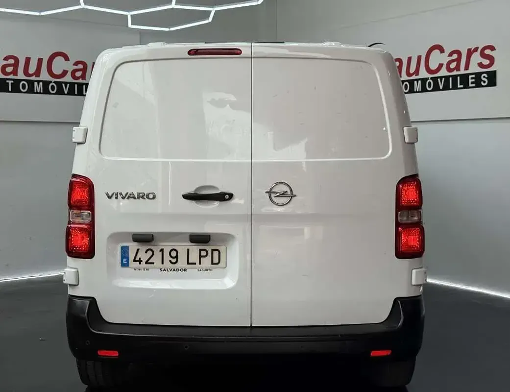 Usado Opel Vivaro 102 CV (75 kW) 2021 Blanco Monovolumen