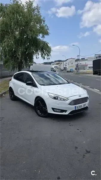 Usado Ford Focus Titanium 125 CV (91 kW) 2016 Blanco Berlina