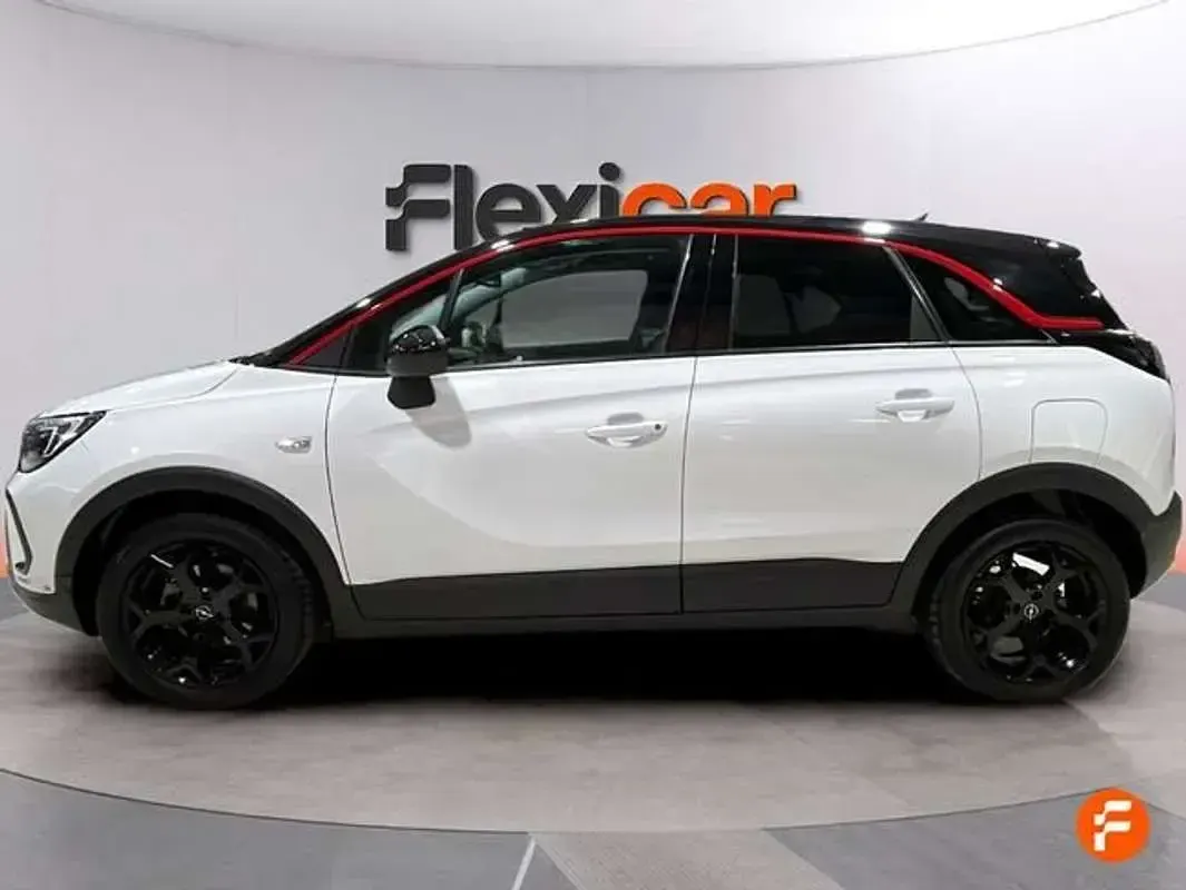 Usado Opel Crossland 110 CV (80 kW) 2023 Blanco SUV