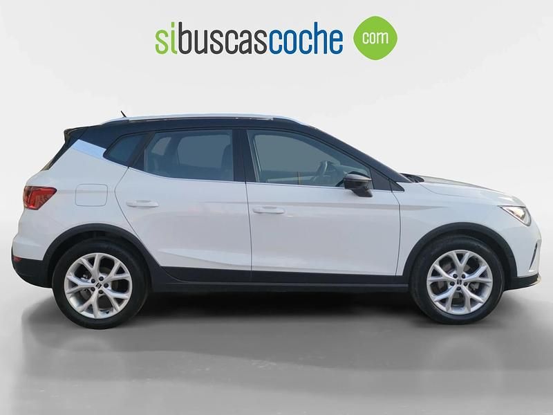Usado Seat Arona FR 115 CV (84 kW) 2024 Blanco SUV