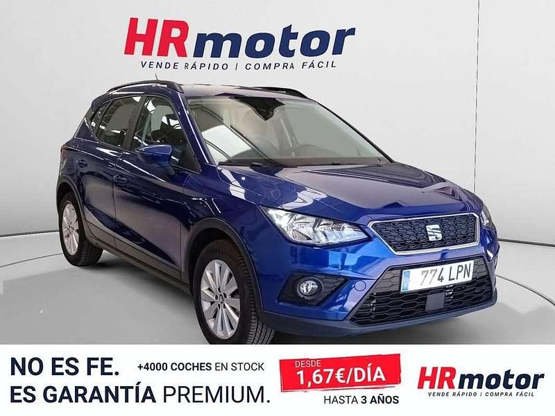 Usado Seat Arona Style 111 CV (81 kW) 2021 Azul SUV