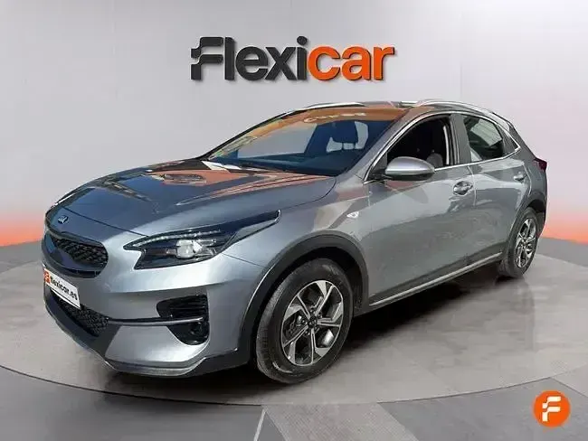 Usado Kia XCeed 160 CV (117 kW) 2022 Gris SUV
