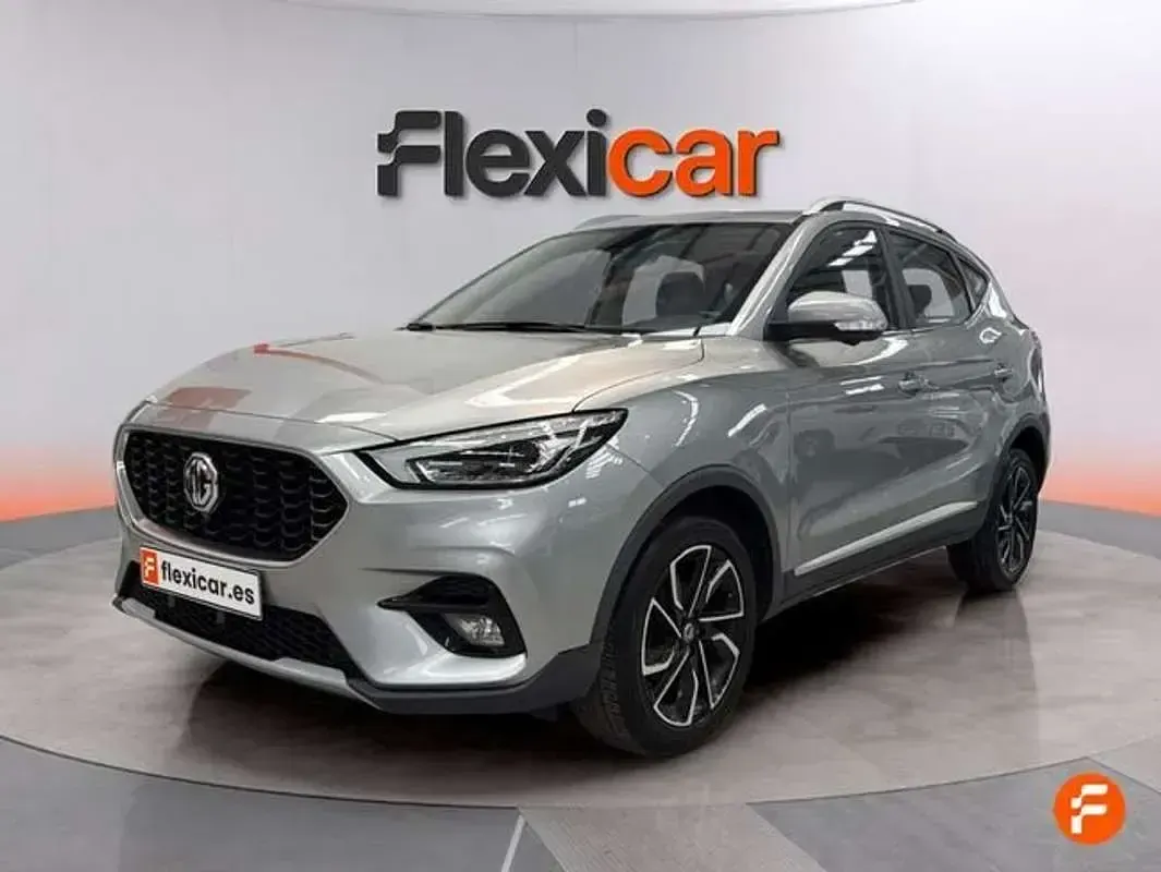 Usado MG ZS Luxury 106 CV (77 kW) 2022 Negro SUV