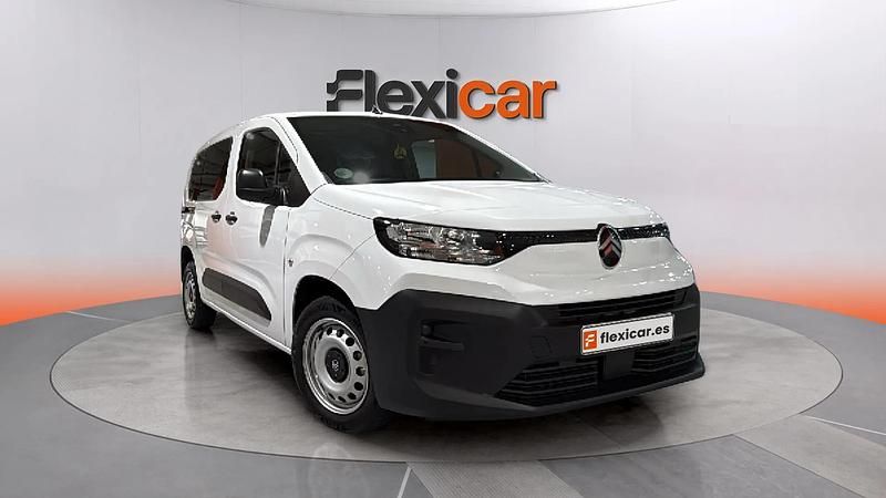 Usado Citroën Berlingo 102 CV (75 kW) 2024 Blanco Monovolumen