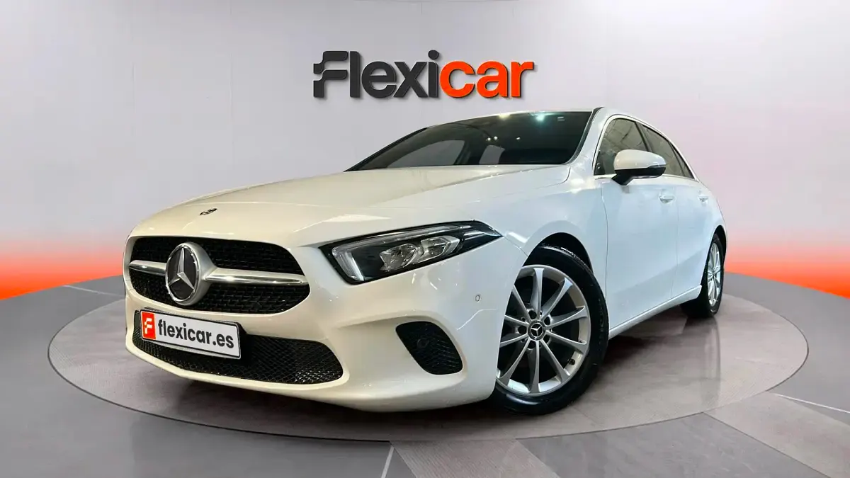 Usado Mercedes A180 116 CV (85 kW) 2020 Blanco Berlina