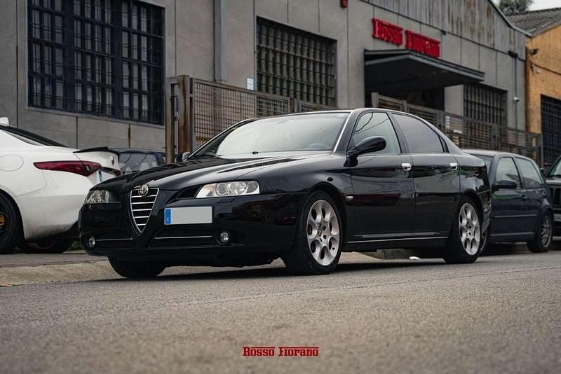 Usado Alfa Romeo 166 Progression 239 CV (175 kW) 2004 Negro Berlina