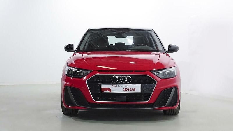 Usado Audi A1 Sportback 110 CV (80 kW) 2021 Rojo Utilitario