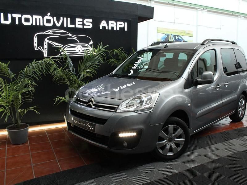 Gris / plata Usado 2018 Citroën Berlingo Live Monovolumen | 10.990 € (Super precio) - Imagen 1/4