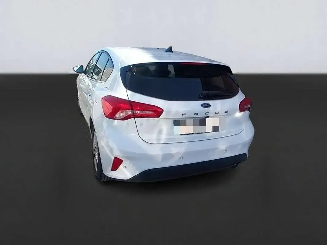 Usado Ford Focus Trend+ 120 CV (88 kW) 2022 Blanco Utilitario