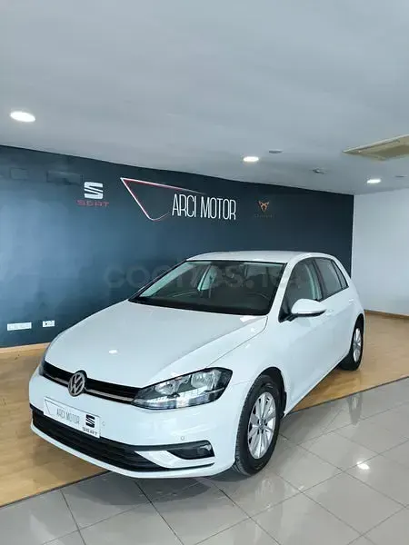 Usado VW Golf VII Edition 115 CV (84 kW) 2020 Blanco Berlina
