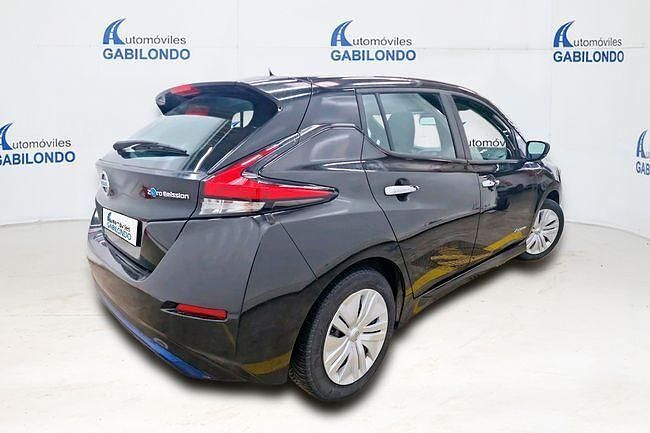 Usado Nissan Leaf Acenta 110 kW (150 CV) 2019 Negro Utilitario