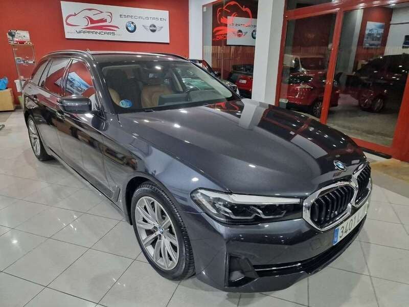 Gris Usado 2020 BMW 530 Shadowline Familiar | 36.990 € (Precio justo) - Imagen 1/4