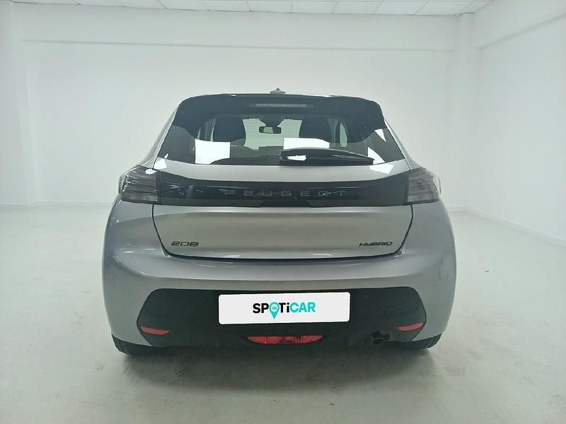 Usado Peugeot 208 Style 101 CV (74 kW) 2025 Gris Utilitario