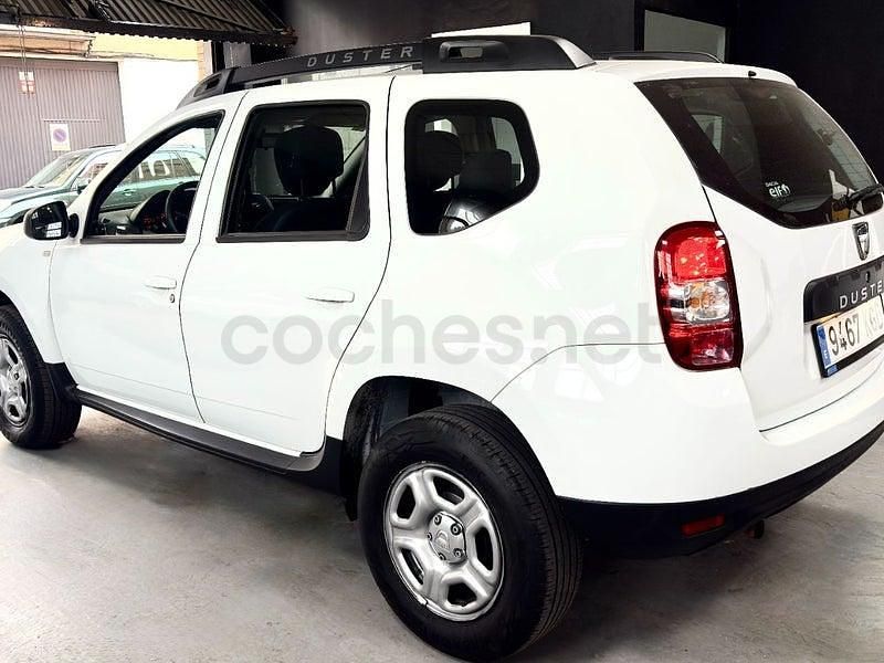 Usado Dacia Duster Lauréate 125 CV (91 kW) 2018 Blanco SUV
