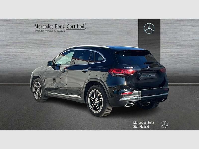 Usado Mercedes GLA250 218 CV (160 kW) 2022 Negro SUV