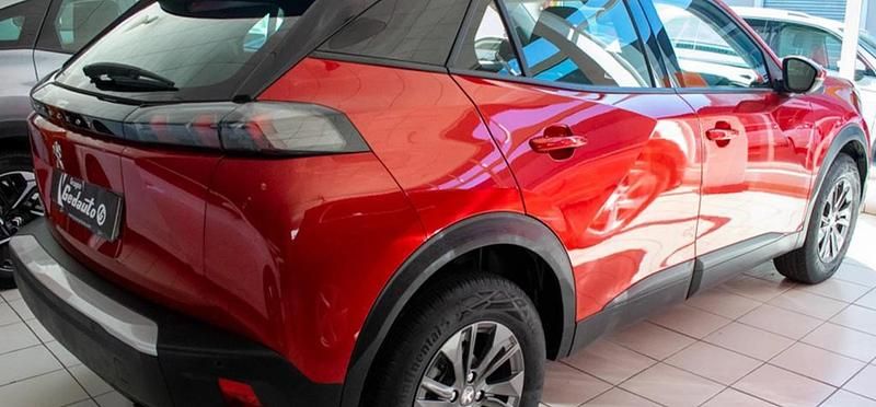 Begagnad Peugeot 2008 Active 102 HK (75 kW) 2021 Röd SUV