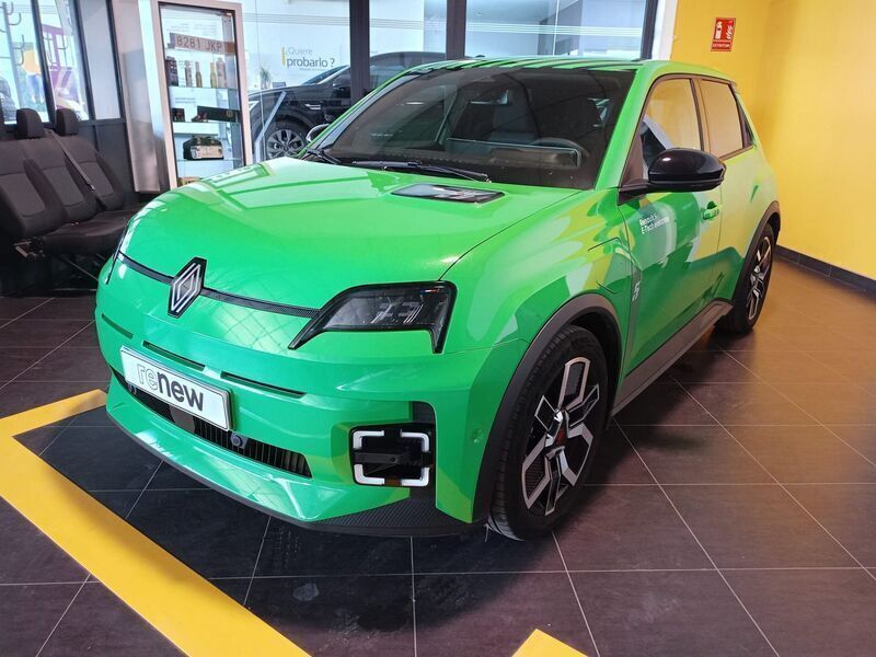 Verde Usado 2025 Renault R5 Techno Utilitario | 25.900 € (Super precio) - Imagen 1/4