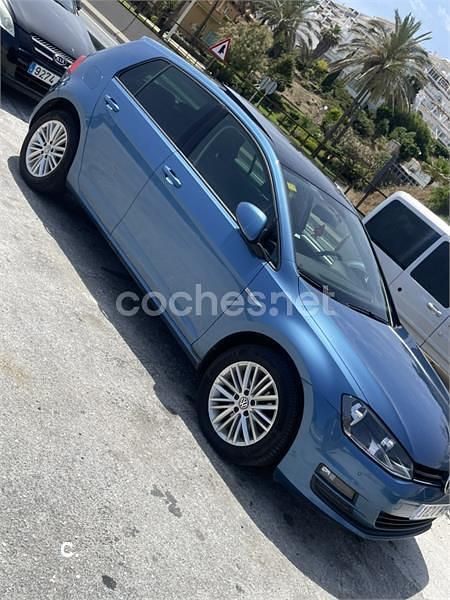 Usado VW Golf VII Edition 110 CV (80 kW) 2014 Azul Berlina