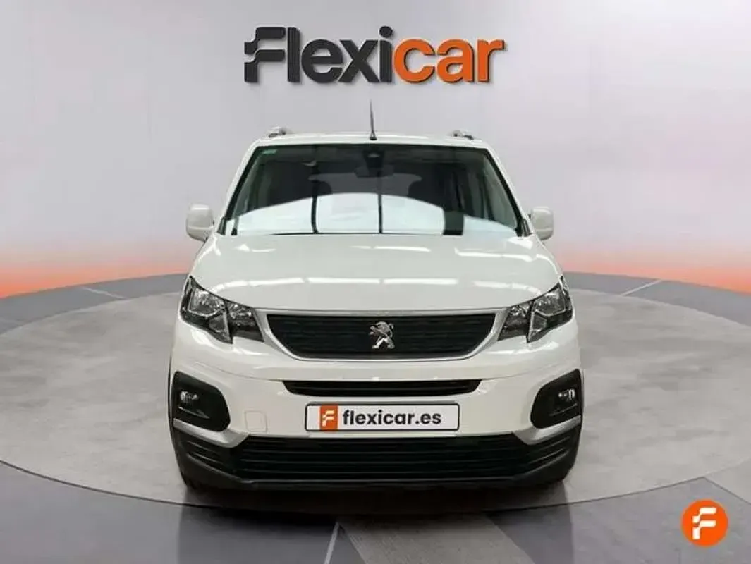Usado Peugeot Rifter Active 131 CV (96 kW) 2020 Blanco Monovolumen